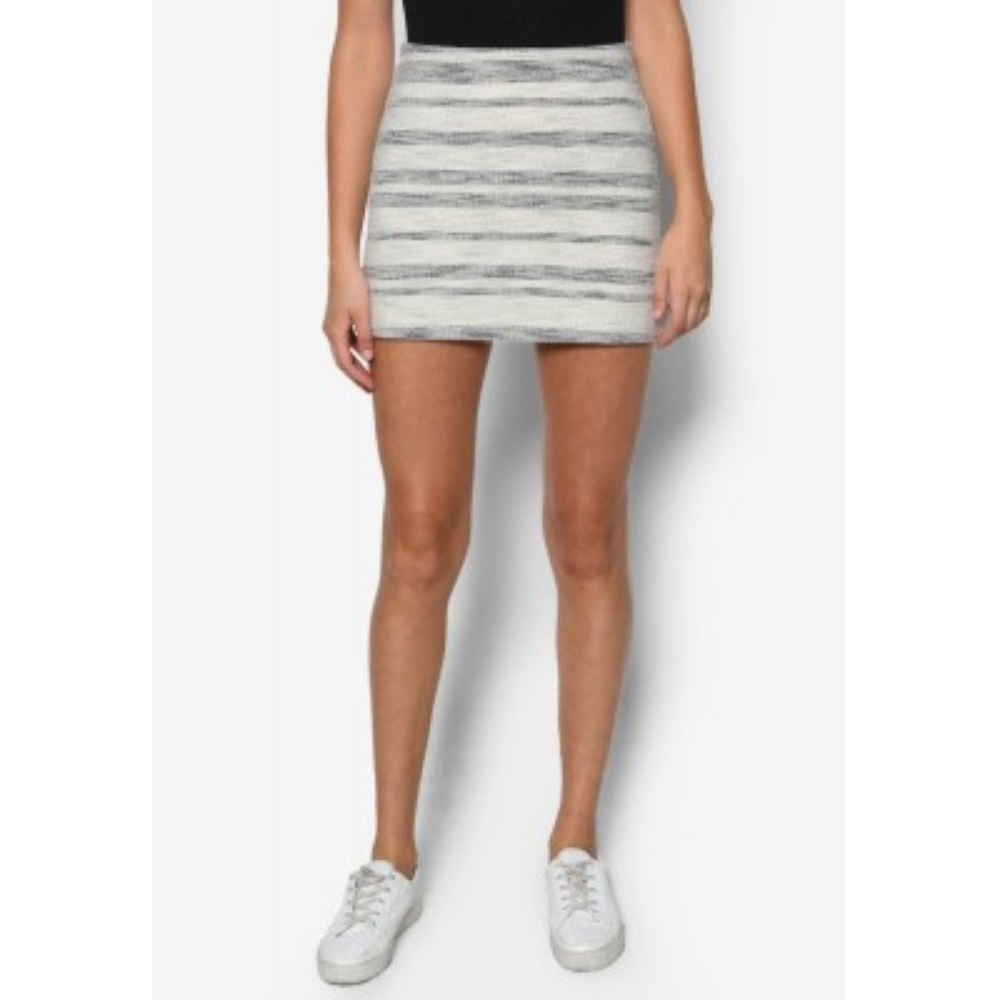 Adorable mini skirt